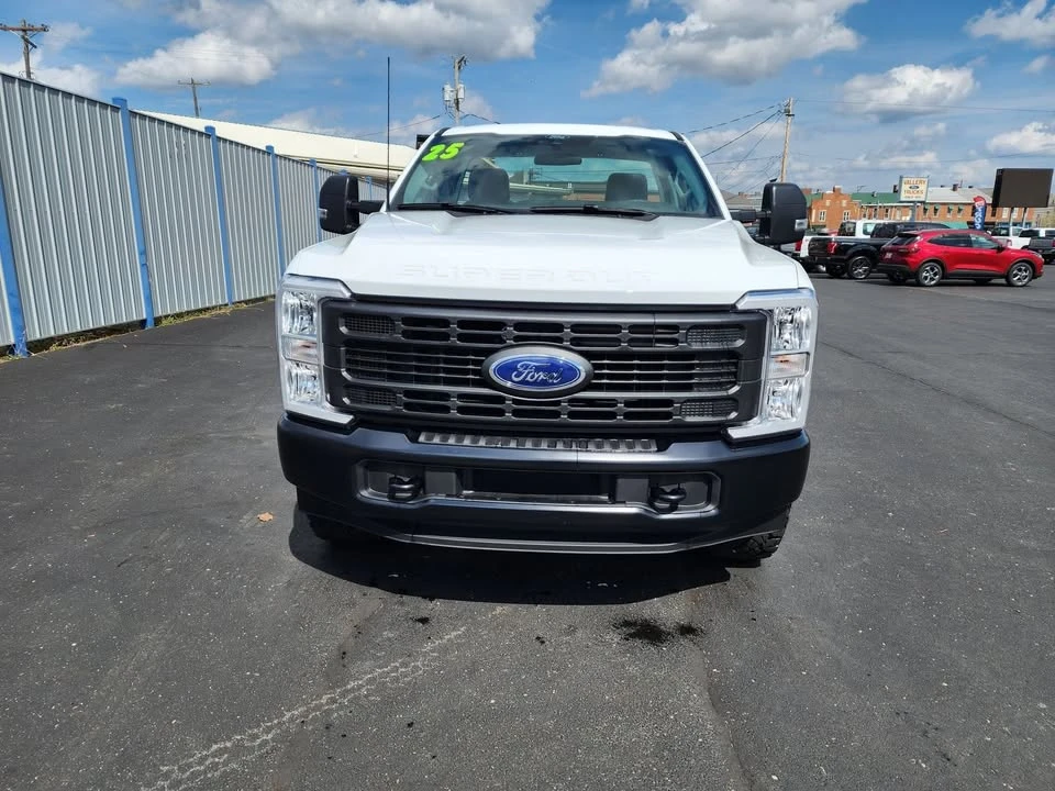 2025 Ford Super Duty 5th Gen - Image 4 of 20