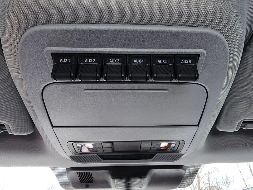 2025 Ford Super Duty 5th Gen - Image 15 of 20