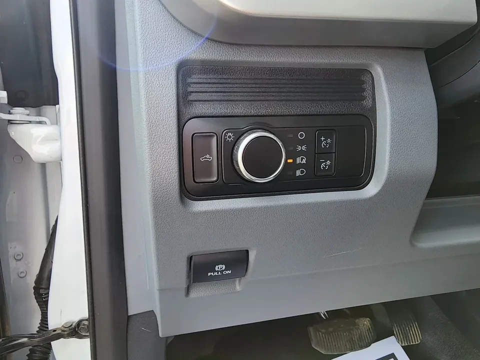 2025 Ford Super Duty 5th Gen - Image 19 of 20