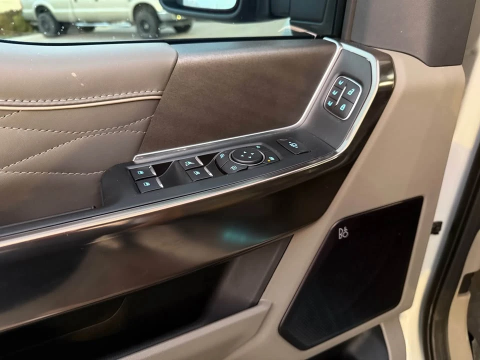 2025 Ford Super Duty 5th Gen - Image 18 of 19