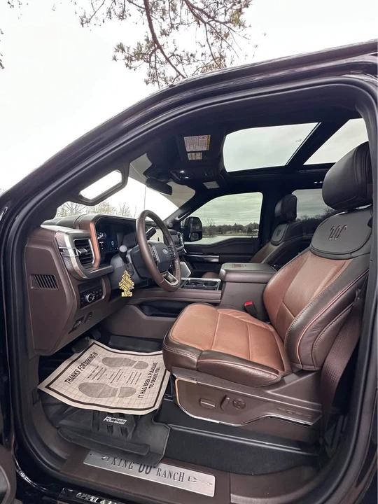 2025 Ford Super Duty 5th Gen - Image 14 of 18