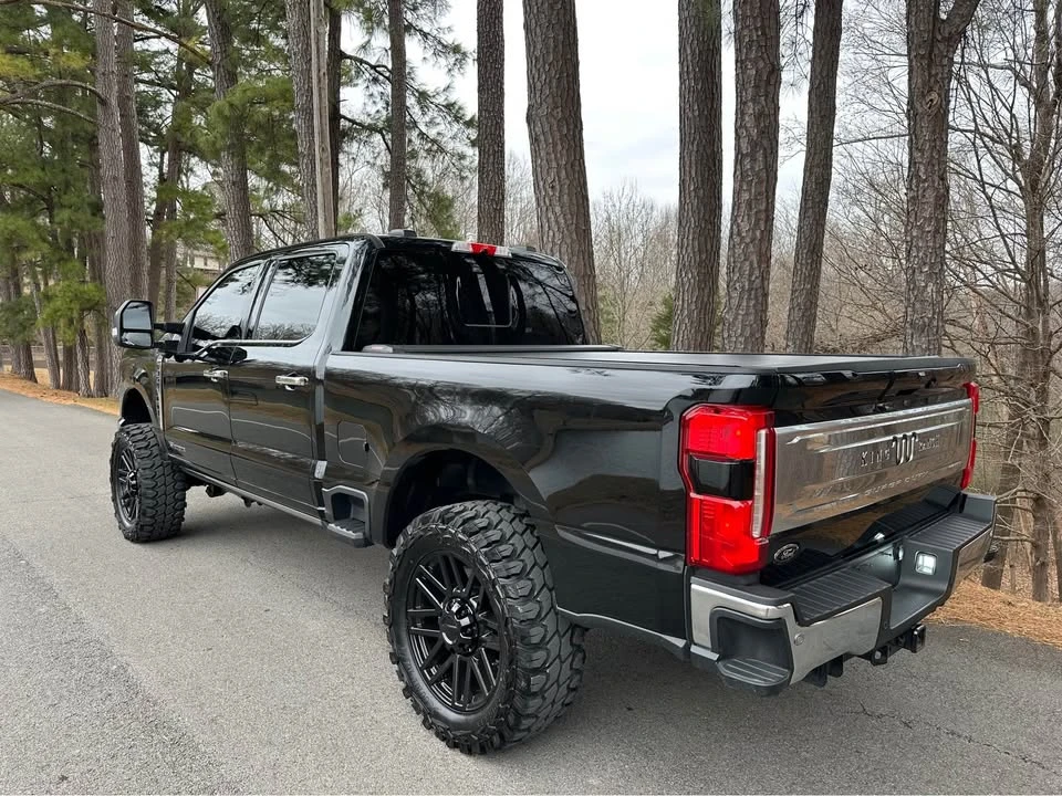 2025 Ford Super Duty 5th Gen - Image 5 of 18