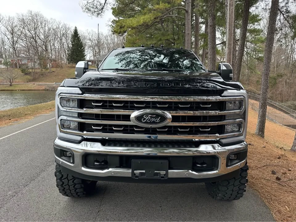 2025 Ford Super Duty 5th Gen - Image 7 of 18