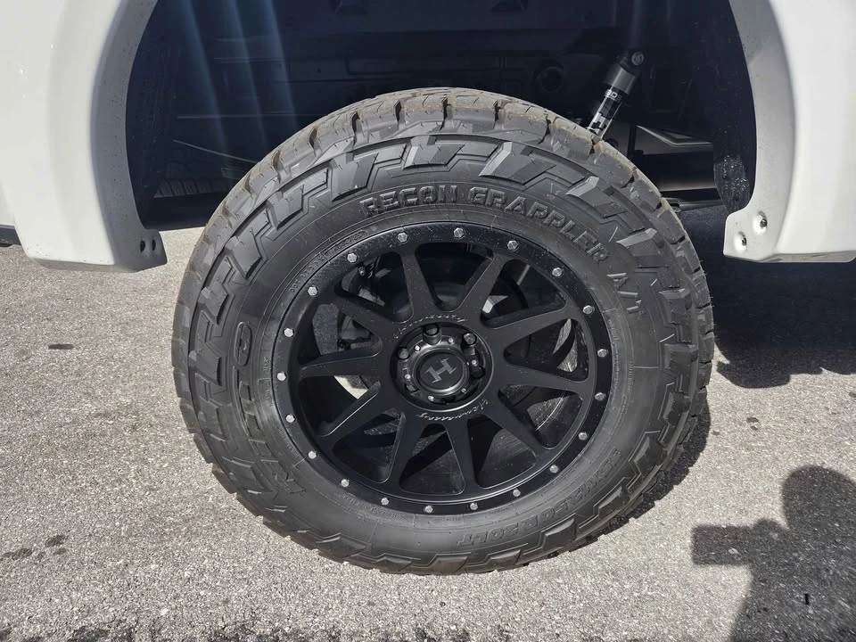 2025 Hennessey - Image 12 of 17