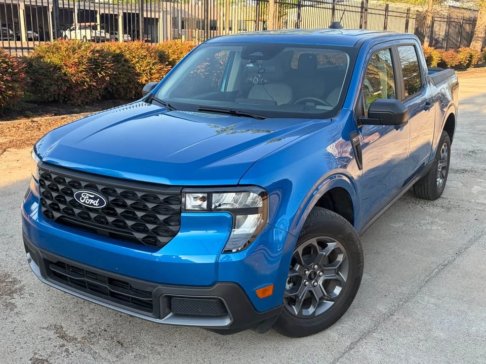 2025 Ford Maverick - Image 2 of 19