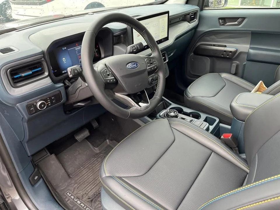 2025 Ford Maverick - Image 9 of 20