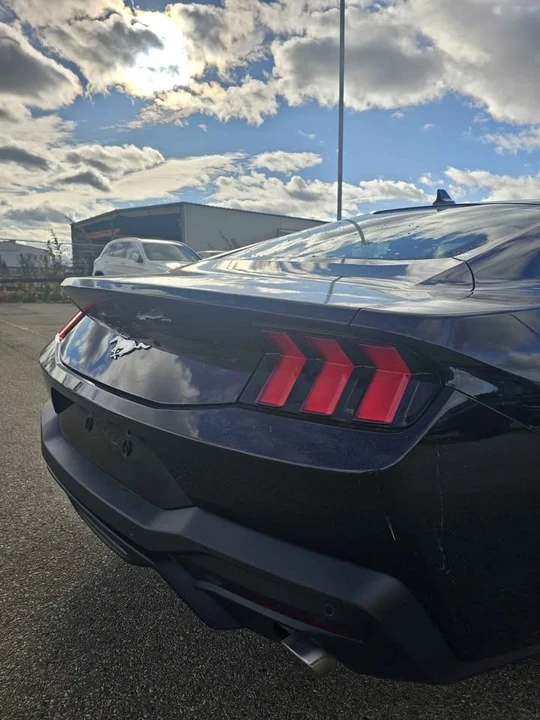 2025 Ford S650 Mustang - Image 6 of 10