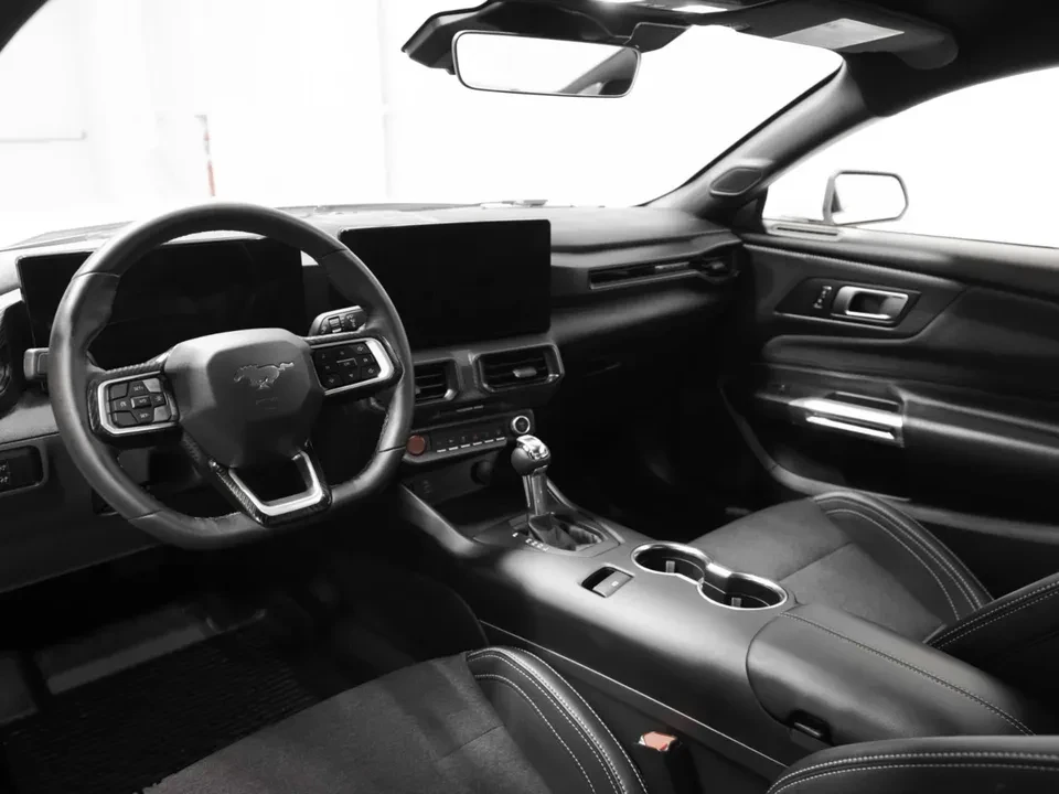 2025 Ford S650 Mustang - Image 11 of 15