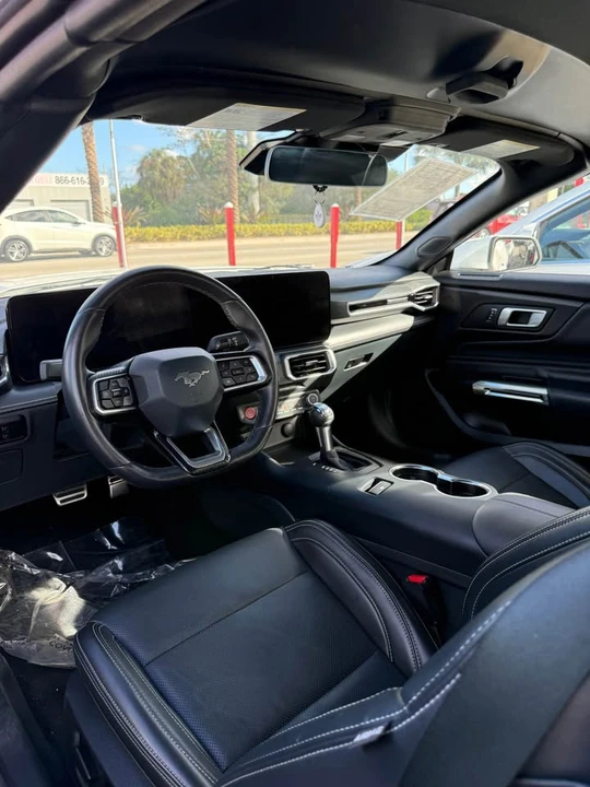 2025 Ford S650 Mustang - Image 5 of 6