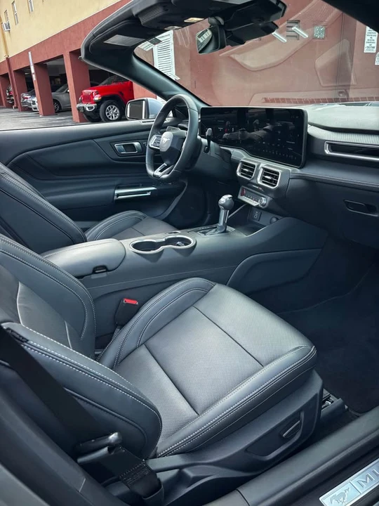 2025 Ford S650 Mustang - Image 10 of 10