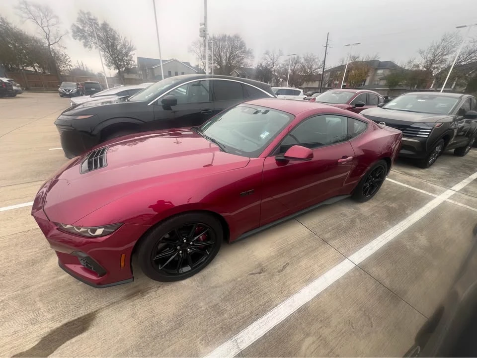 2025 Ford S650 Mustang - Image 2 of 6