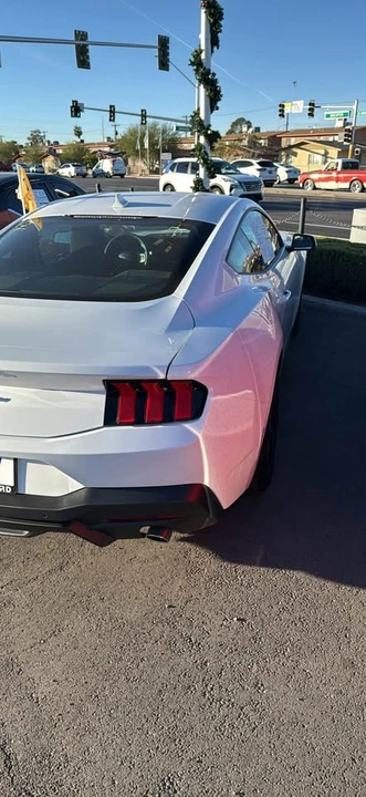 2025 Ford S650 Mustang - Image 2 of 3