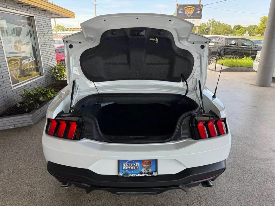 2025 Ford S650 Mustang - Image 8 of 18