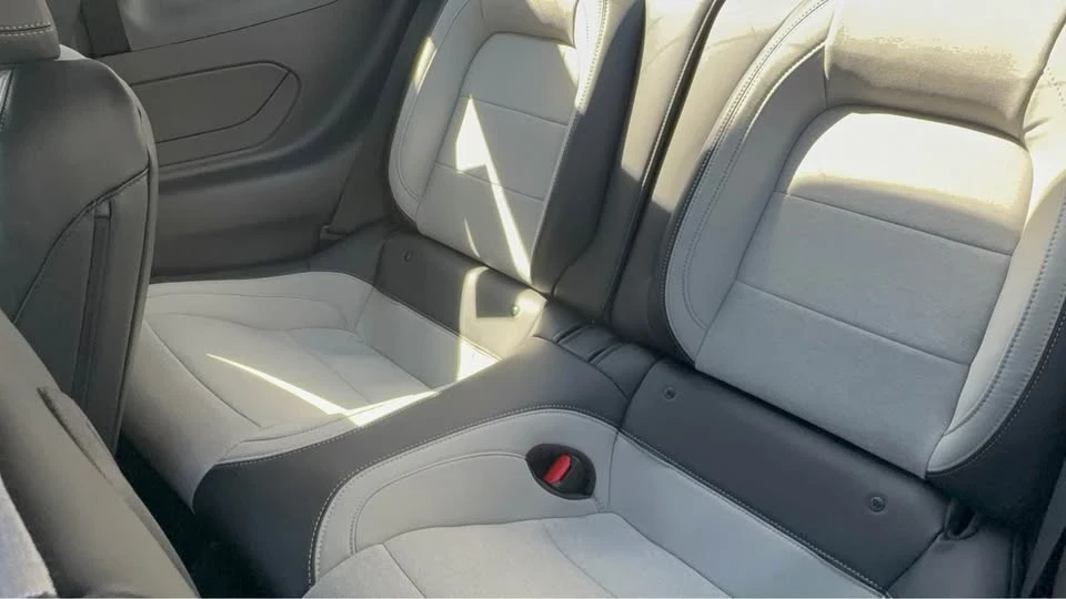 2025 Ford S650 Mustang - Image 13 of 14