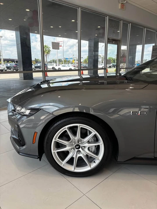 2025 Ford S650 Mustang - Image 4 of 12