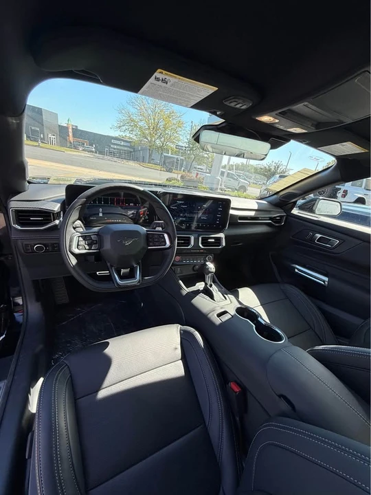 2025 Ford S650 Mustang - Image 3 of 5