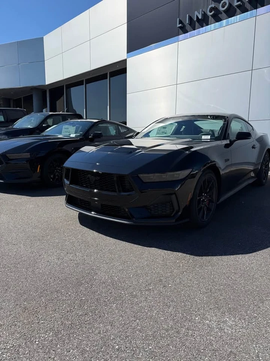 2025 Ford S650 Mustang - Image 2 of 5