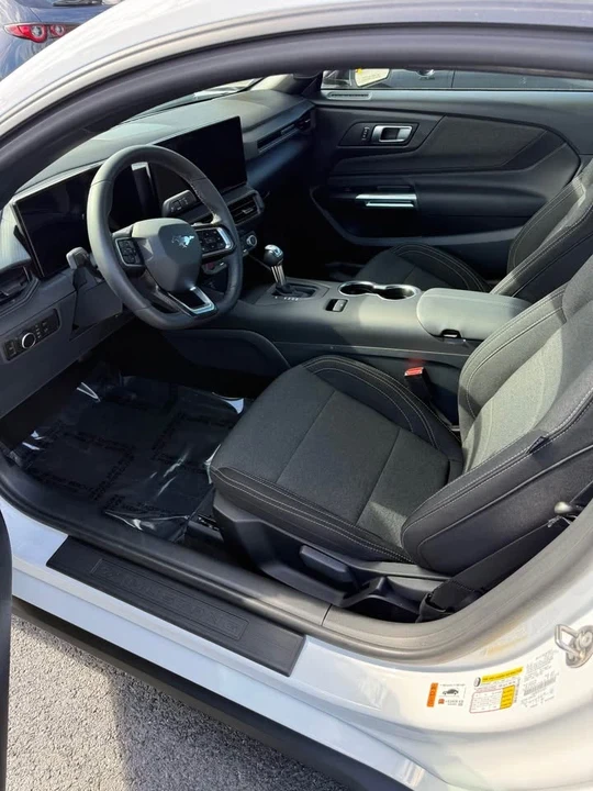 2025 Ford S650 Mustang - Image 4 of 7