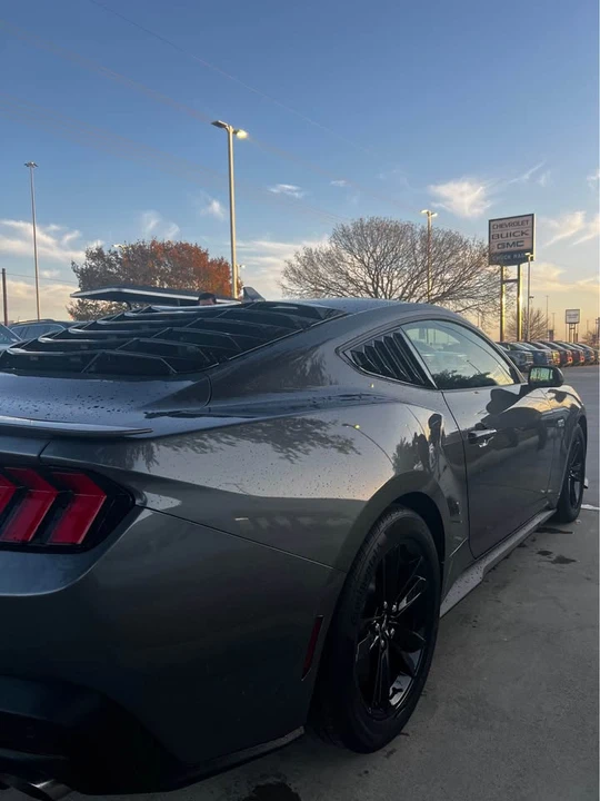 2025 Ford S650 Mustang - Image 4 of 9