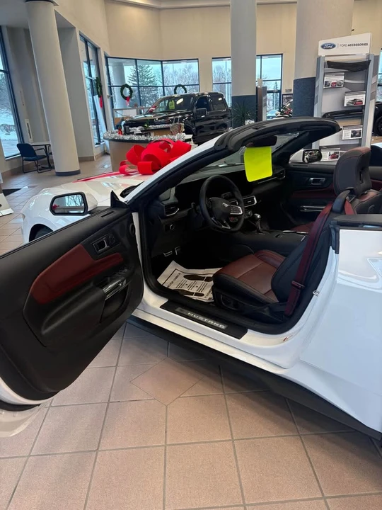 2025 Ford S650 Mustang - Image 7 of 10