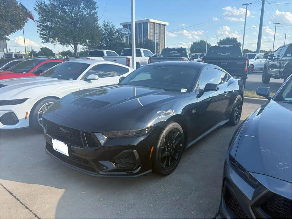 2025 Ford S650 Mustang - Image 2 of 9
