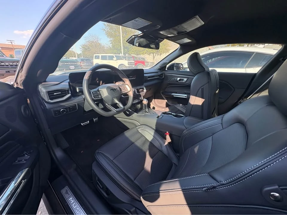 2025 Ford S650 Mustang - Image 7 of 9