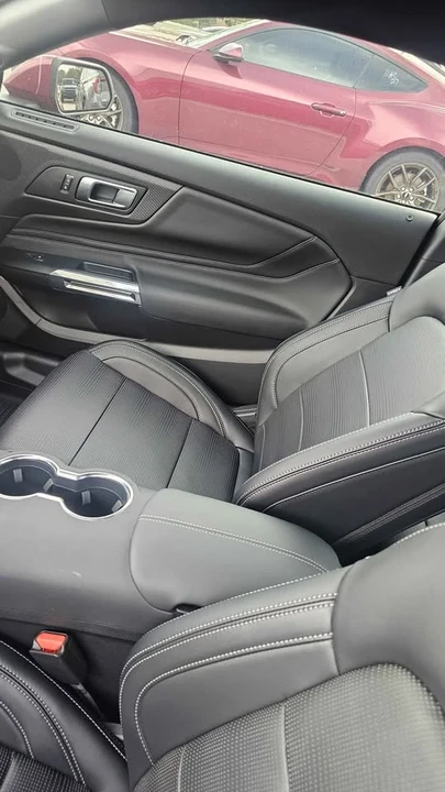 2025 Ford S650 Mustang - Image 9 of 13