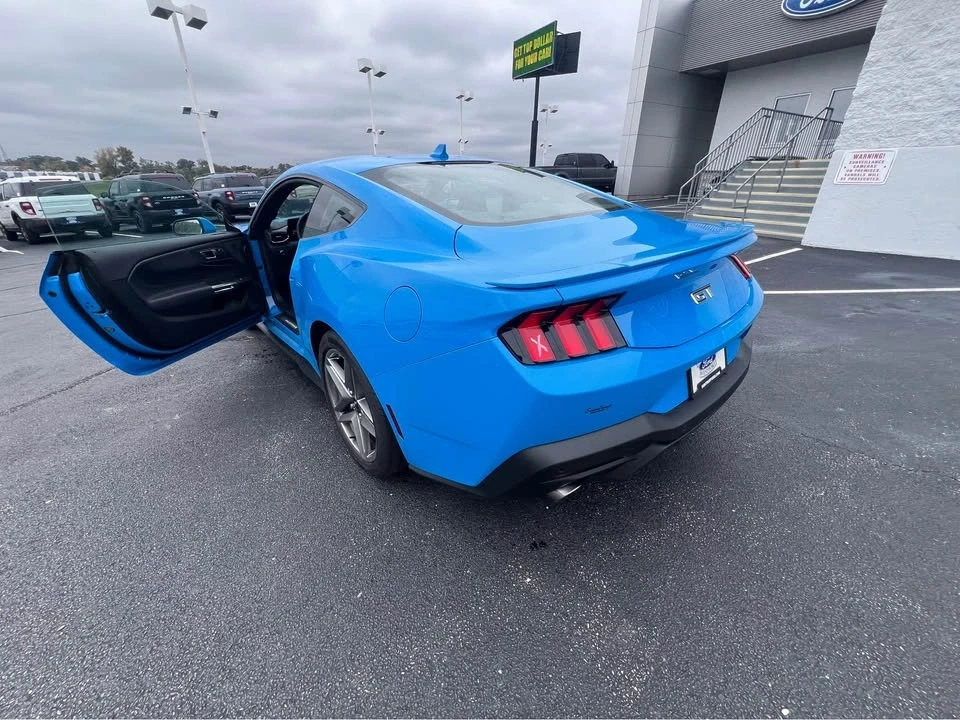 2025 Ford S650 Mustang - Image 10 of 13