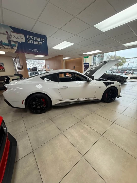 2025 Ford S650 Mustang - Image 3 of 6