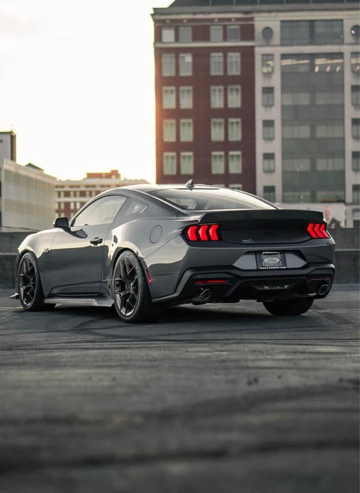 2025 Ford S650 Mustang - Image 6 of 10