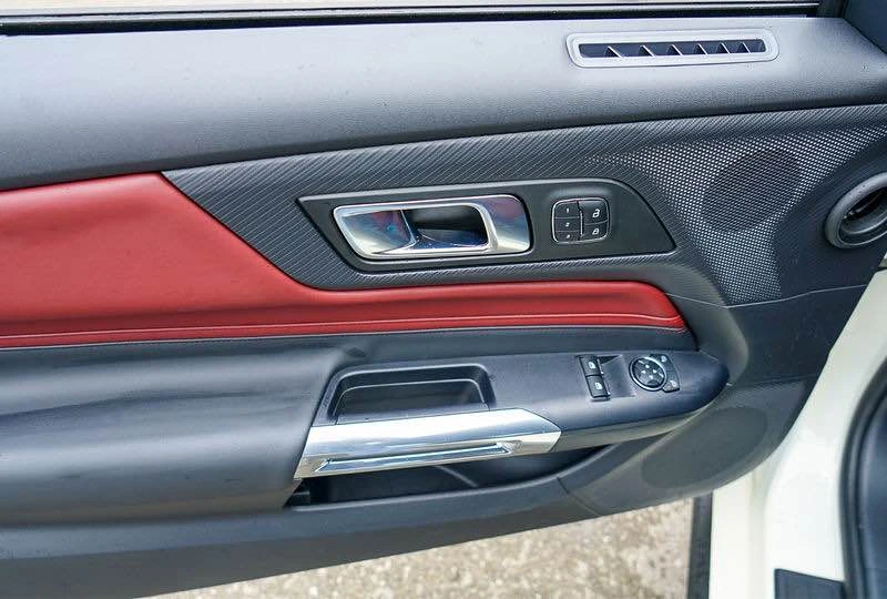 2025 Ford S650 Mustang - Image 4 of 15