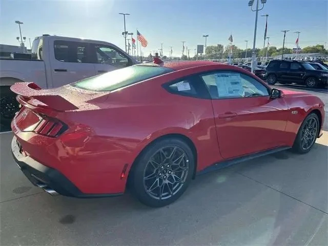 2025 Ford S650 Mustang - Image 4 of 15