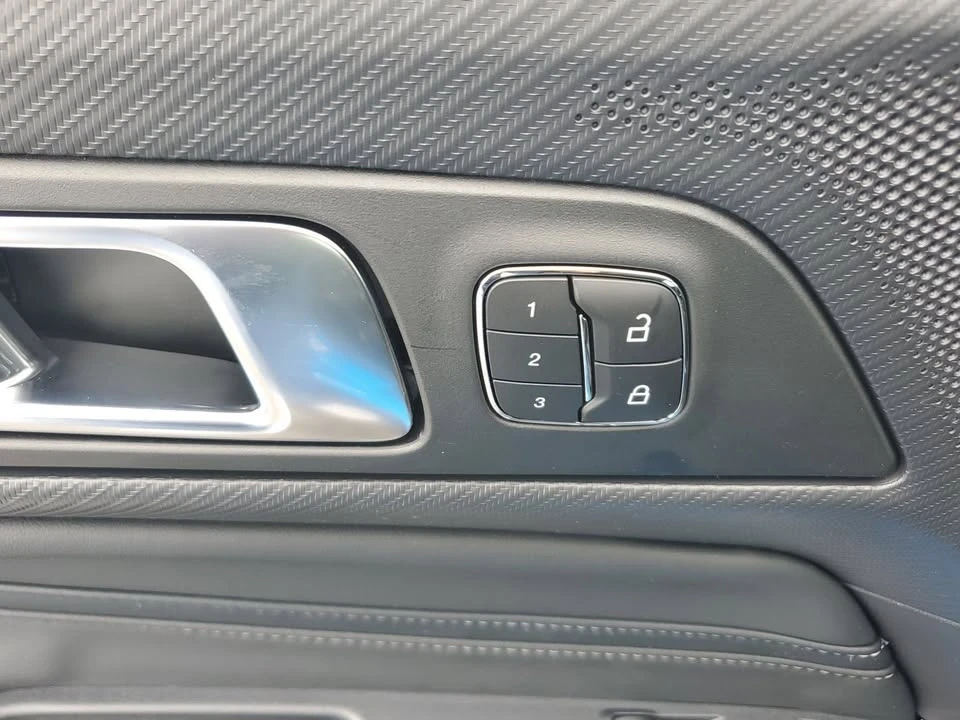 2025 Ford S650 Mustang - Image 13 of 19