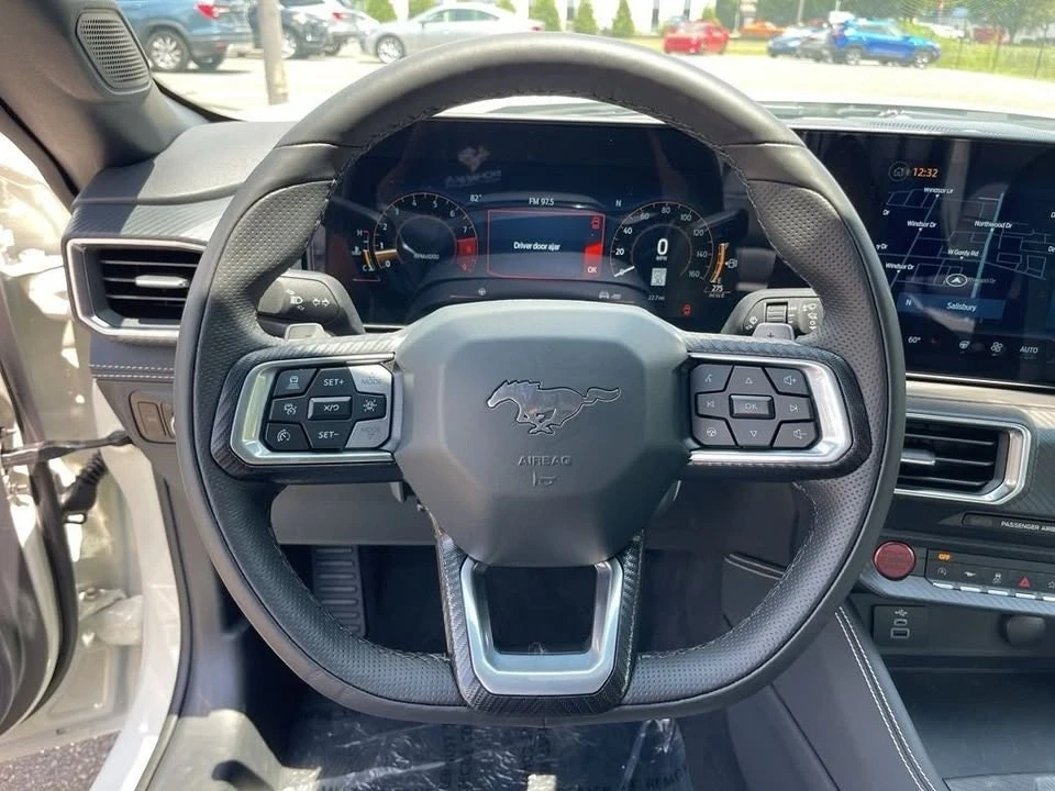 2025 Ford S650 Mustang - Image 13 of 14