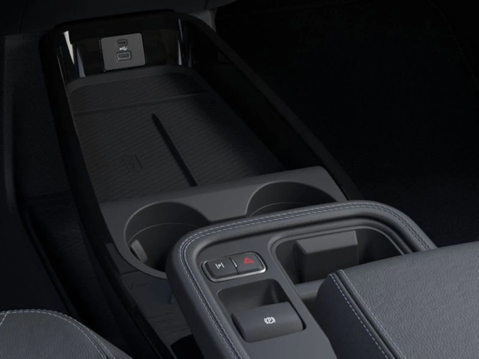2025 Ford Mustang Mach-E - Image 16 of 20