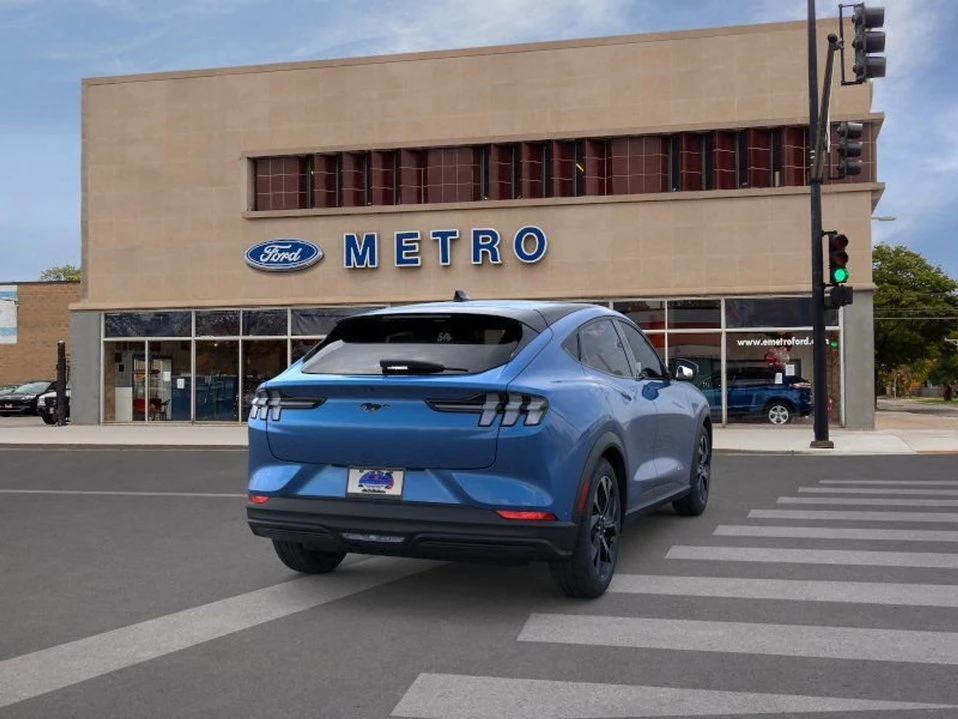 2025 Ford Mustang Mach-E - Image 9 of 20