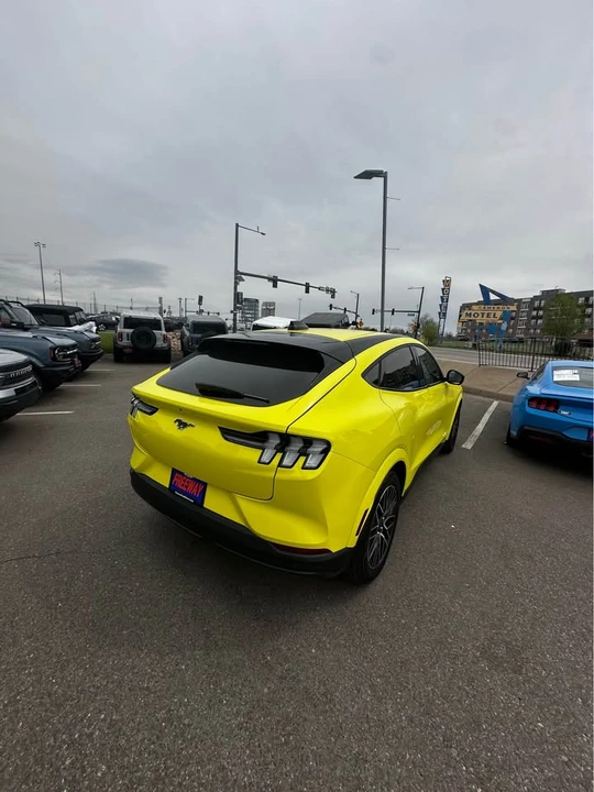 2025 Ford Mustang Mach-E - Image 5 of 9