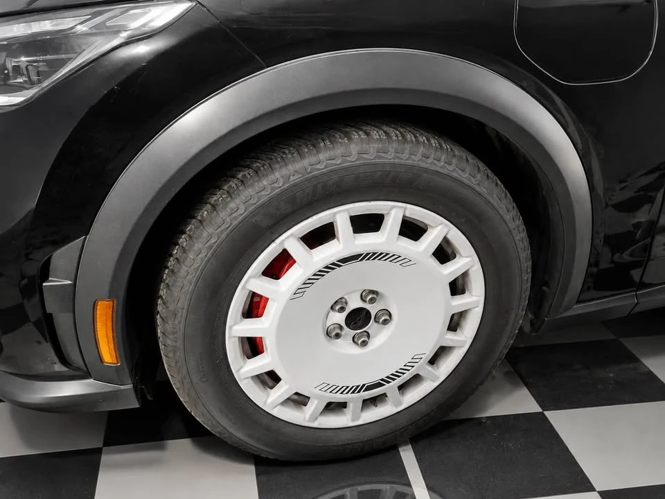 2025 Ford Mustang Mach-E - Image 4 of 4