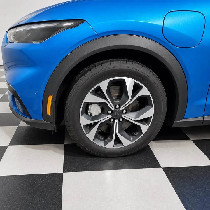 2025 Ford Mustang Mach-E - Image 4 of 4