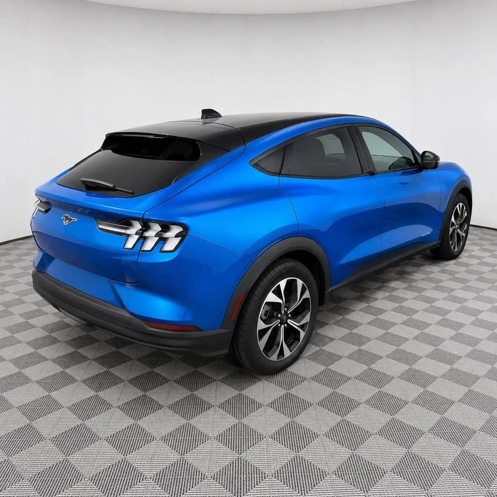 2025 Ford Mustang Mach-E - Image 3 of 4