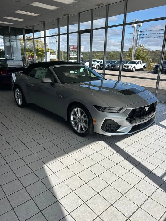 2025 Ford S650 Mustang - Image 4 of 17