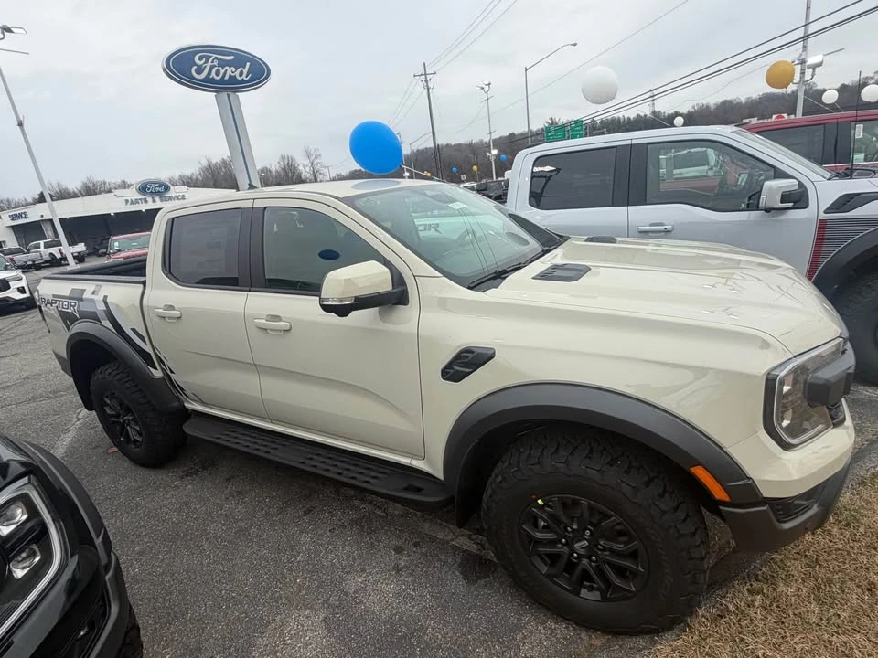 2025 Ford Ranger Raptor 5th Gen - Image 4 of 12