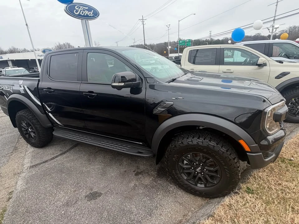 2025 Ford Ranger Raptor 5th Gen - Image 5 of 12