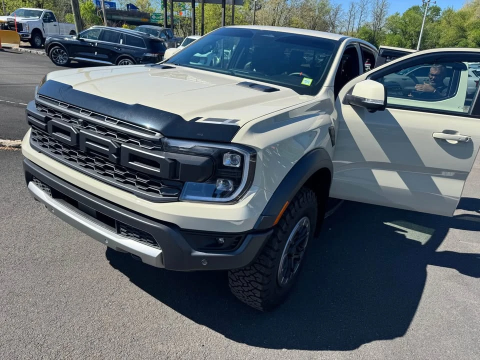 2025 Ford Ranger Raptor 5th Gen - Image 16 of 20