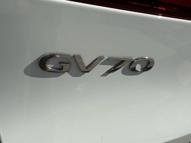 2025 Genesis GV70 - Image 19 of 21