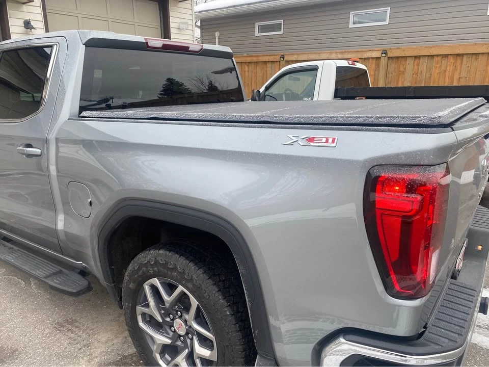 2025 GMC Sierra 5th Gen - Image 5 of 10