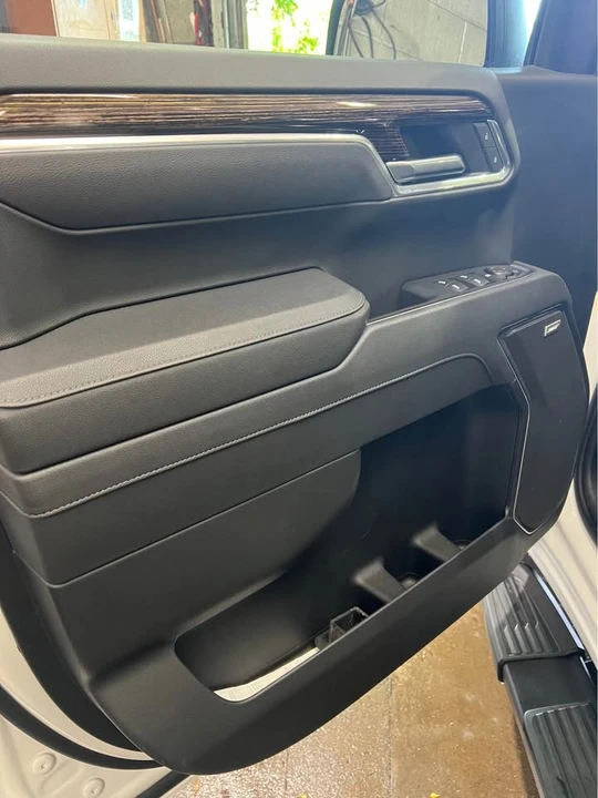 2025 GMC Sierra 5th Gen - Image 11 of 16
