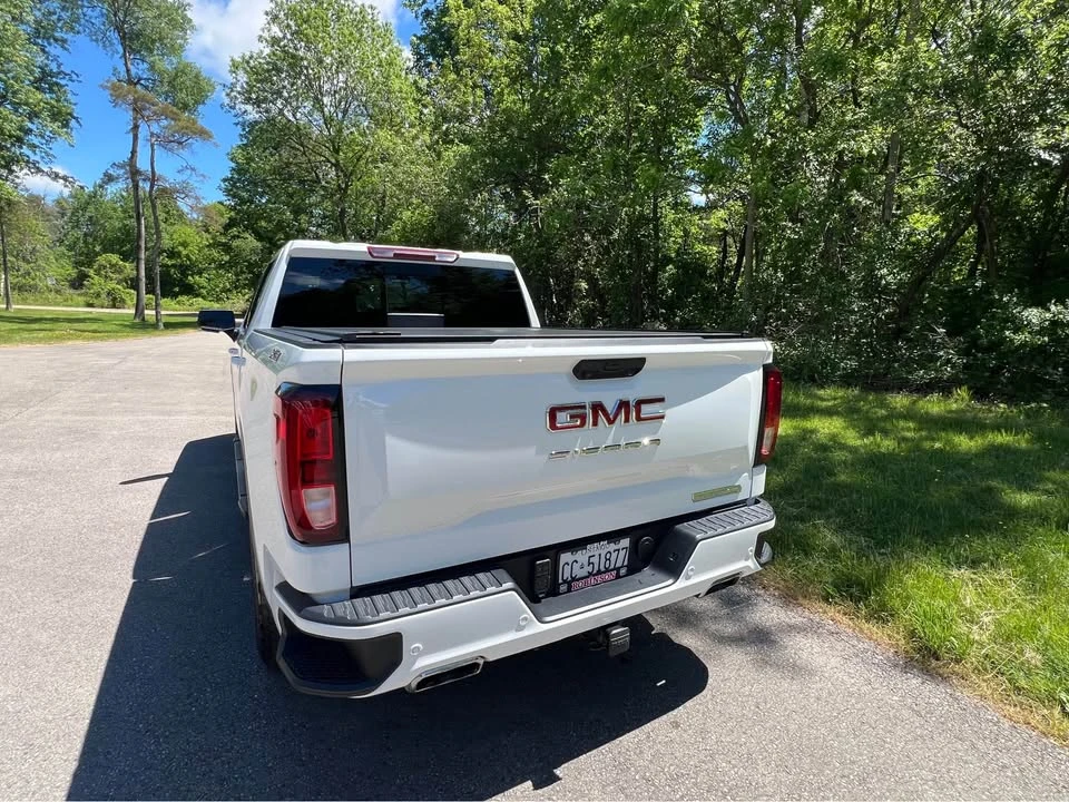 2025 GMC Sierra 5th Gen - Image 3 of 16