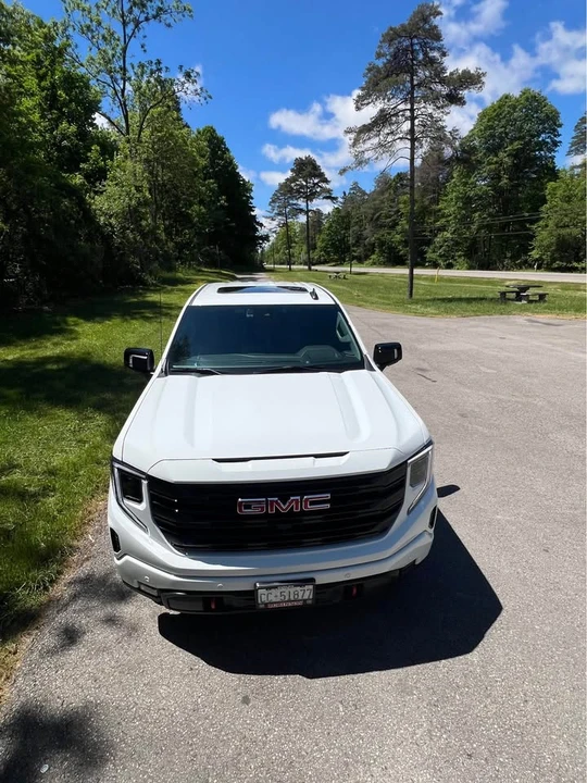 2025 GMC Sierra 5th Gen - Image 4 of 16