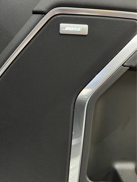 2025 GMC Sierra 5th Gen - Image 10 of 16